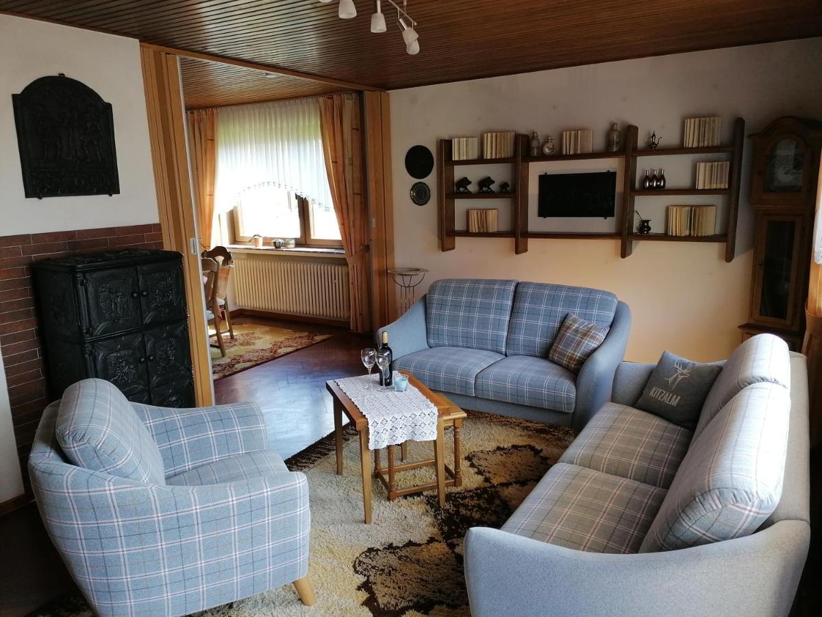 Ferienhaus Eifelmomente 盖罗尔施泰因 外观 照片